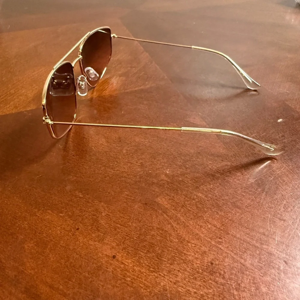 Gold Metal Frame Rectangular Brown Lens Sunglasses 100%‎ UV Protection